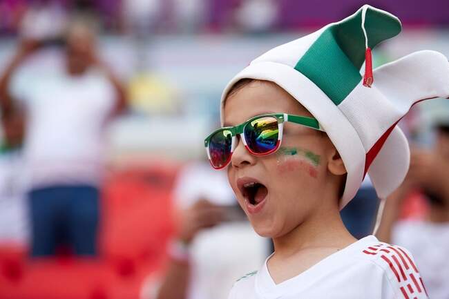 جام جهانی: بازی ایران و ولز از دید لنز دوربین‌ها