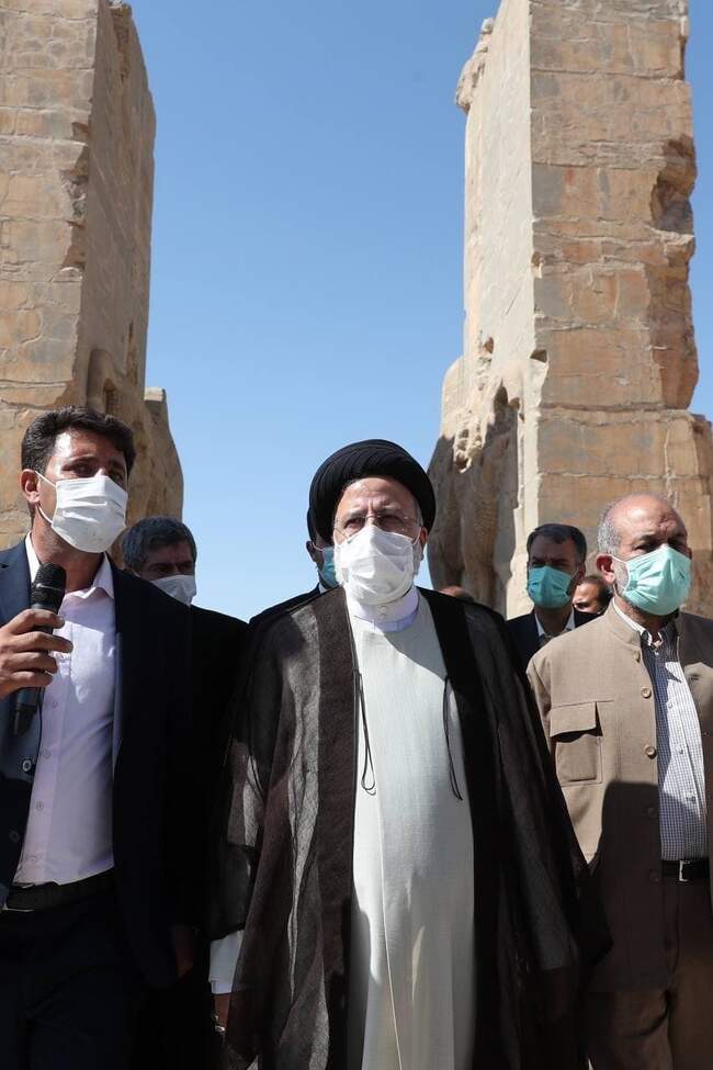 سفر استانی حجت‌الاسلام رئیسی به استان فارس از دید دوربین