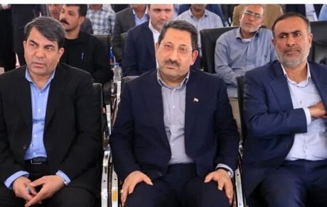 با حضور ویدئو کنفرانسی رئیس جمهور، کارخانه تیتانیوم کهنوج افتتاح شد