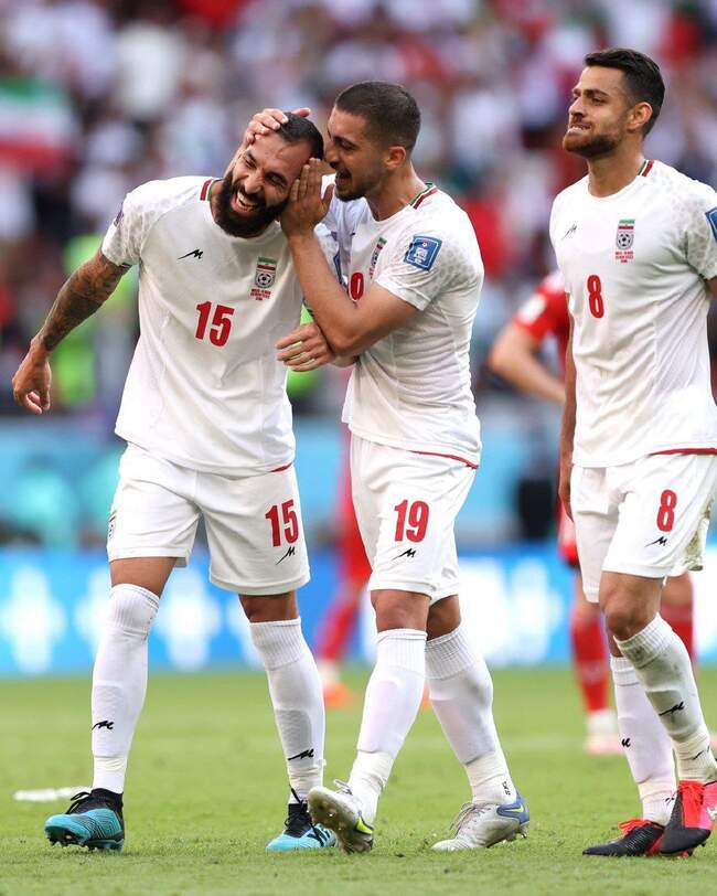جام جهانی: بازی ایران و ولز از دید لنز دوربین‌ها