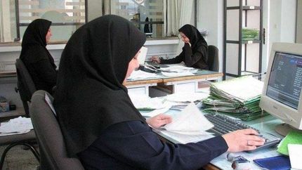 امکان استفاده همزمان کارمندان خانم از قانون کاهش ساعت کار بانوان و تغییرات ساعت کار ادارات دولتی ممکن شد