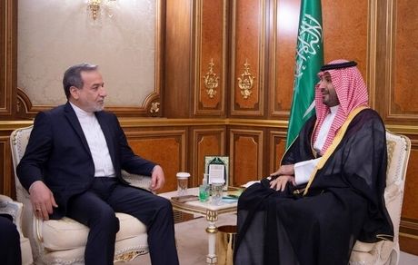 دیدار و رایزنی عراقچی با بن سلمان