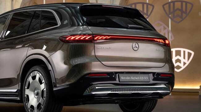 مرسدس بنز لوکس EQS SUV Maybach معرفی شد