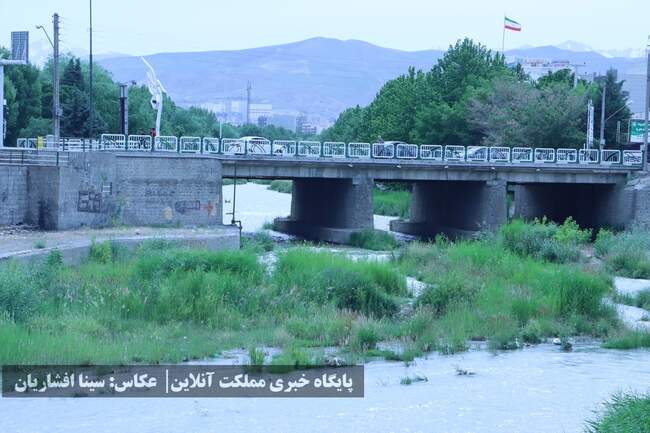 رودخانه‌ای به حال خود رهاشده در میان ارومیه