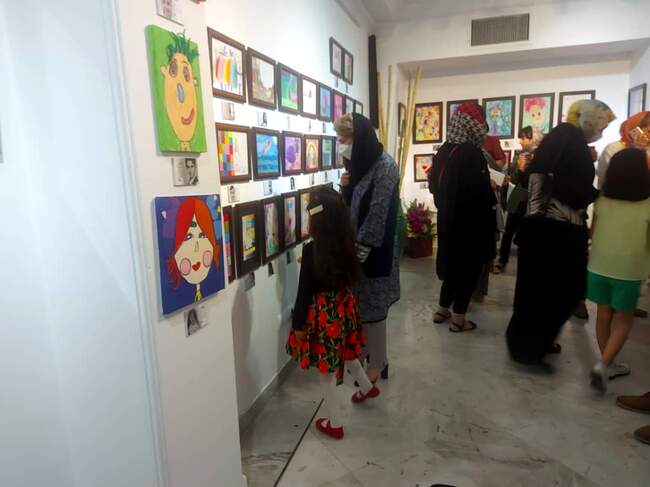 فردا آخرین روز نمایشگاه گروهی نقاشی پرواز با رنگها