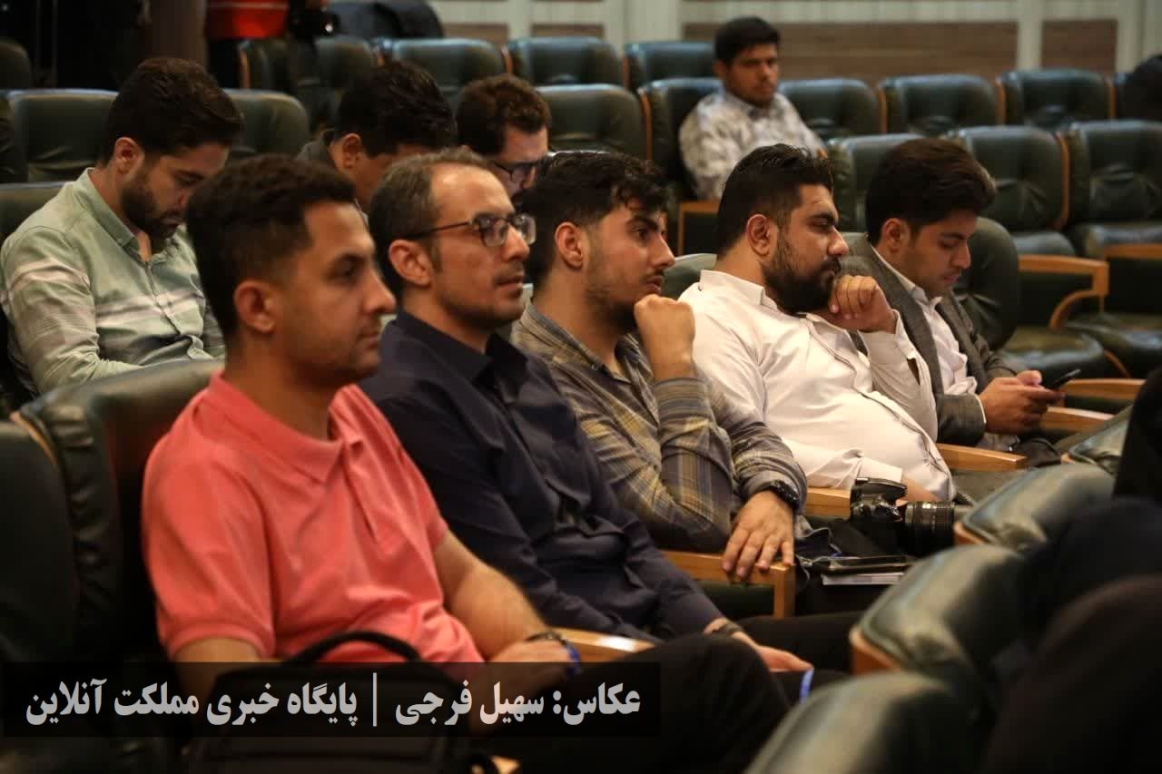 حضور پرتعداد خبرنگاران آذربایجان‌غربی در نشست خبری والیبال قهرمانی مردان آسیا در روز خبرنگار