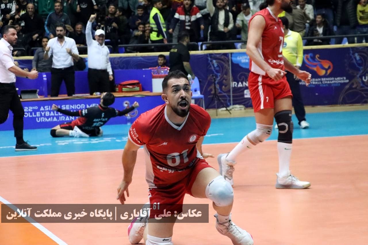 پایان نیم فصل نخست لیگ برتر والیبال با شکست صدرنشین | تصاویر