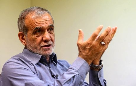 پزشکیان:  اگر می‌خواهیم مشکل کشور رفع شود باید برادر شویم / اختلافات داخلی را در قدم اول حل کنیم