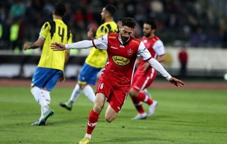 مهاجم پرسپولیس به تراکتور می‌رود