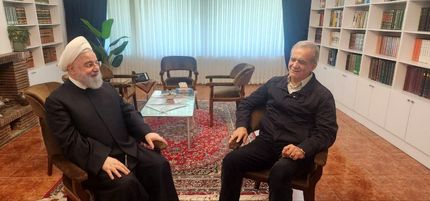 حسن روحانی از مسعود پزشکیان حمایت کرد