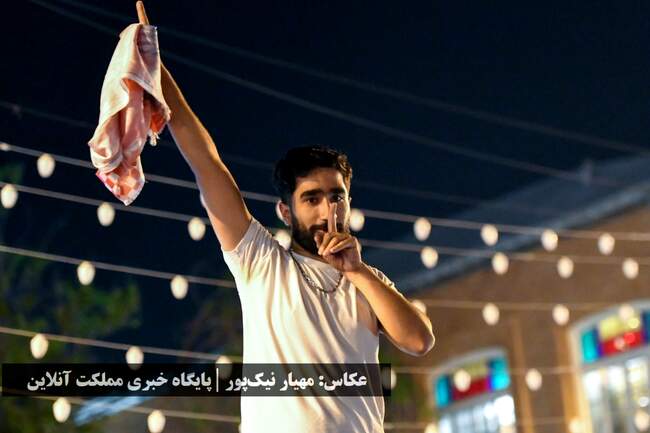 ارومیه‌ای‌ها برای قهرمانی تراکتور به جشن و پای‌کوبی پرداختند | تصا�