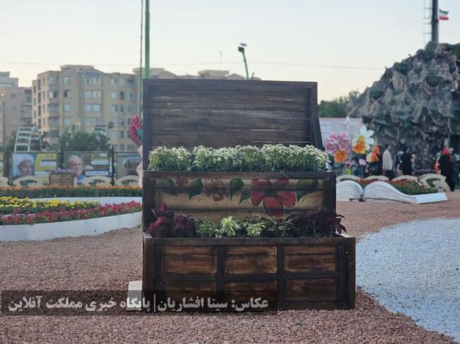 دوازدهمین جشنواره گل‌های ارومیه آغاز شد + تصاویر