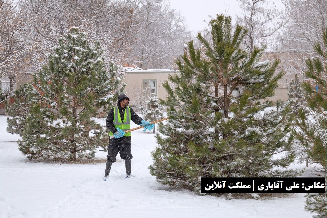 نیمه نخست زمستان ارومیه گذشت / برف و بافت تاریخی شهر در کنار بافت جدید