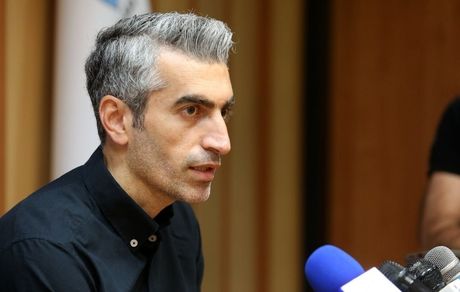 سرمربی استقلال: نباید تیم خوب صنعت نفت را دست کم بگیریم / بدنبال قهرمانی در جام حذفی هستیم