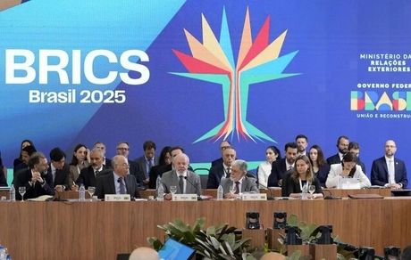 ترامپ، کشورهای عضو بریکس را تهدید کرد