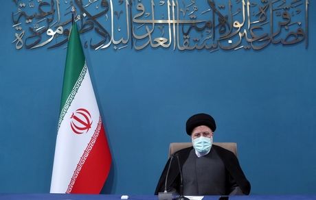 دشمنان با استفاده از شبکه‌های ماهواره‌ای و مجازی استقامت فرهنگی و مبانی ارزشی و دینی جامعه را هدف گرفته‌اند