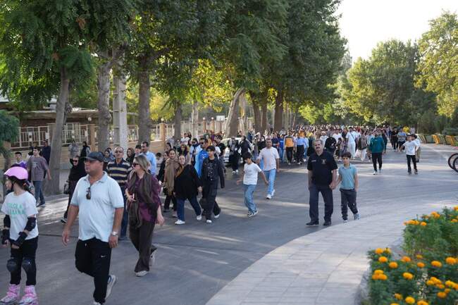 همایش بزرگ پیاده روی خانوادگی شهرستان مهاباد برگزار شد