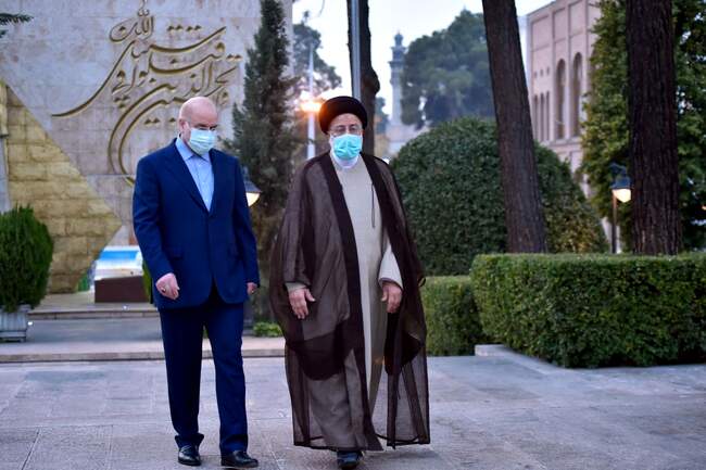 به مناسبت روز مجلس، نشست مشترک مجلس شورای اسلامی و دولت برگزار شد