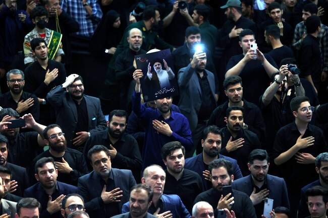 استقبال از پیکر رئیس جمور شهید و همراهان در مهرآباد و وداع در مصلی ته�
