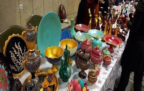 آغاز نمایشگاهی از آثار صنایع دستی و گردشگری بانوان مهابادی