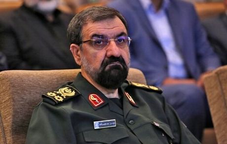 واکنش توئیتری محسن رضایی به حکم اعدام سلطان خودرو و سکه