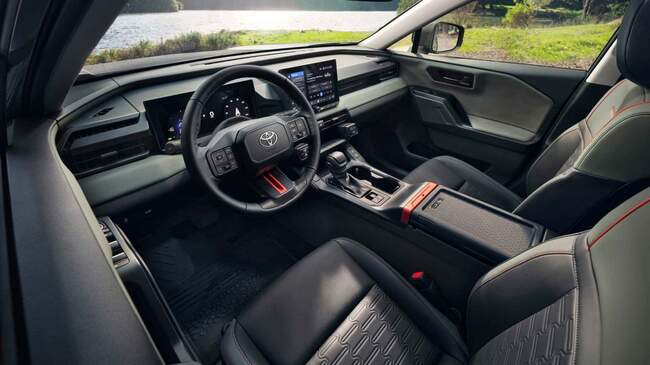 رونمایی تویوتا از نسل جدید RAV4 