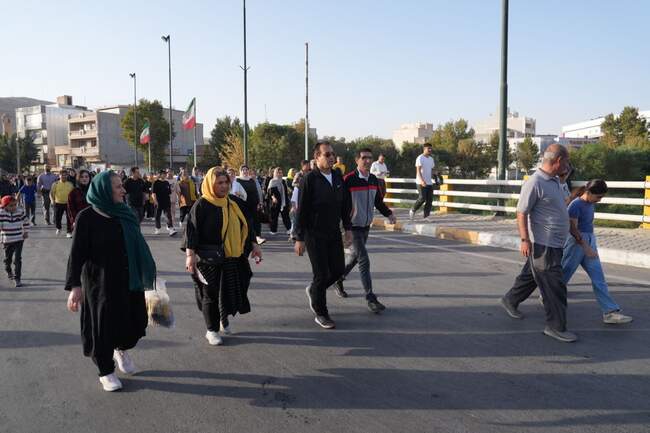 همایش بزرگ پیاده روی خانوادگی شهرستان مهاباد برگزار شد