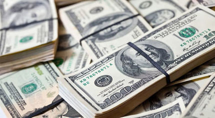 بازی دلار در مرز روانی/ یورو ایست کرد