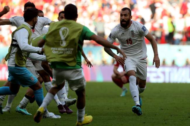 جام جهانی: بازی ایران و ولز از دید لنز دوربین‌ها