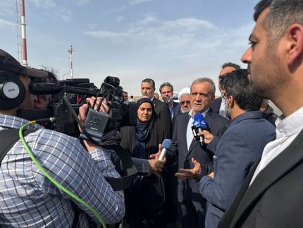 رئیس جمهور: مسئولین دولتی پیگیر مسائل مرتبط با حادثه بندر شهید رجایی هستند