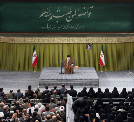 لزوم آگاهسازی دانش‌آموزان با افتخارات ملی و خطرها و دشمنی‌ها / جوانان باید منطق شعار مرگ بر آمریکا و مرگ بر رژیم صهیونیستی را بدانند