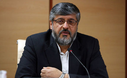 پولادگر: نباید حق ورزش از پخش تلویزیونی ضایع شود