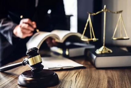 تمدید ثبت نام آزمون معوق متقاضیان اخذ پروانه کارشناسی رسمی دادگستری سال ۱۴۰۴ 