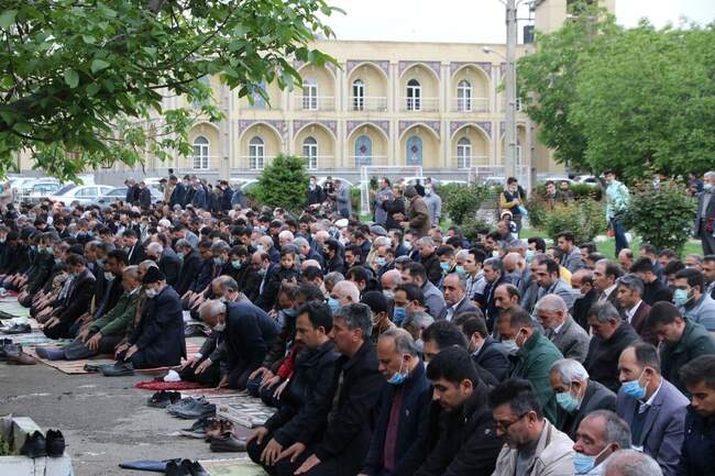 تصاویر | برگزاری نماز عید فطر ۱۴۰۱ در شهرهای مختلف ایران