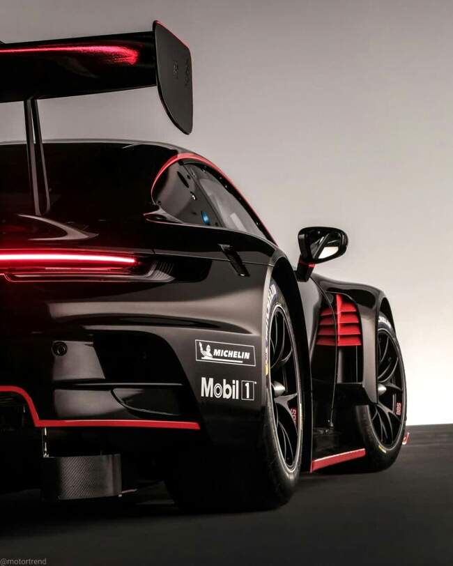 پورشه 911GT3 R معرفی شد