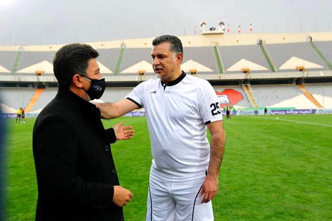 تصاویر دیدار دوستانه منتخب سرخابی و منتخب ۹۸ به یاد انصاریان و میناو�