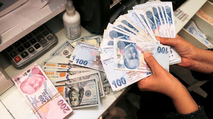 افت شدید ارزش لیر