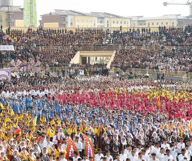 جشن نوروز در تاجیکستان با حضور رئیس جمهور این کشور برگزار شد