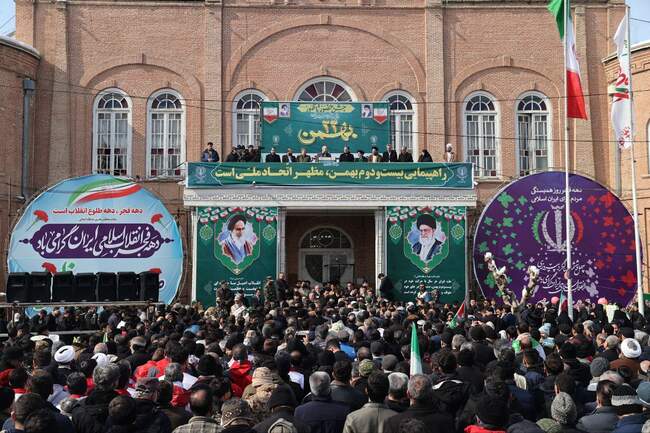 تصاویری از راهپیمایی باشکوه ۲۲ بهمن در سراسر کشور