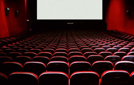 فیلم های سینمایی روی پرده چقدر فروختند؟
