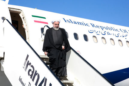 روحانی برای دیدار با آبه وارد توکیو شد