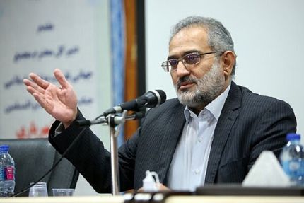 معاون پارلمانی رئیس‌جمهور: دنبال خروج از رکود اقتصادی هستیم